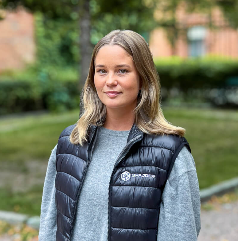 Jasmine Alexandersson: Senior projektledare på Spajder